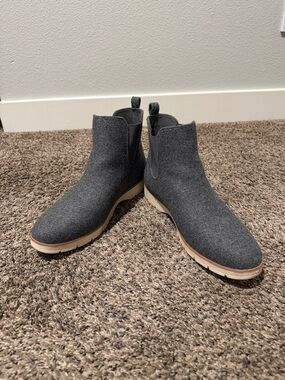 Dr. Scholl's Gray Wool-Feel Chelsea Ankle Boots